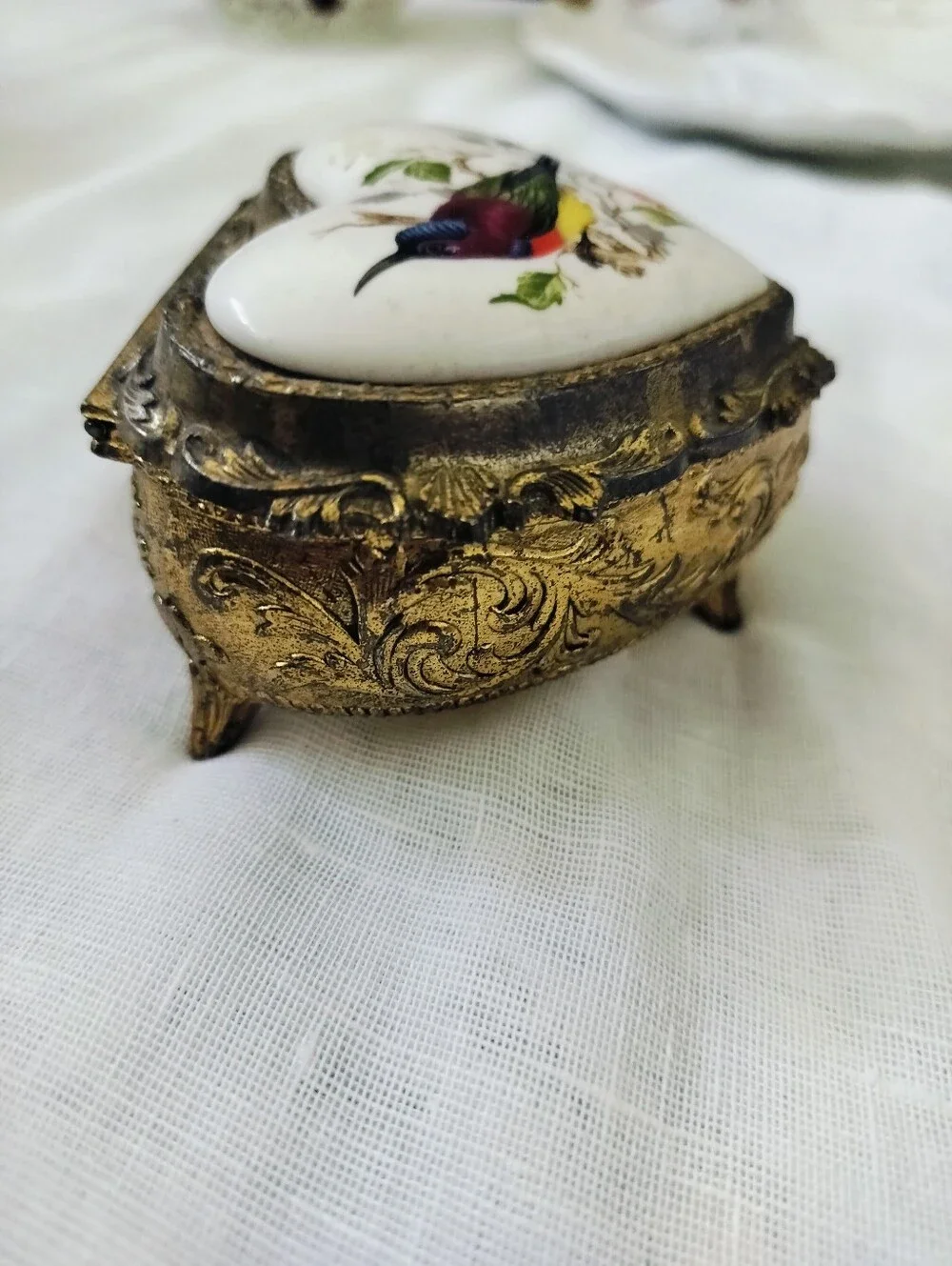 Vintage Heart Shaped Trinket Jewelry Music Box Ornate Metal Bird Japan